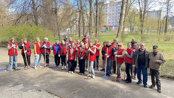 Субботник в Тверском Областном Дворце Культуры "Пролетарка"