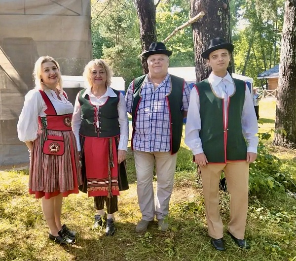 «Пролетарская» культура и народный колорит на «Троицких гуляниях»