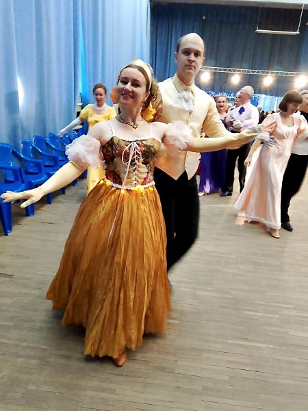 Танцевальный вечер "Бал цветов" 