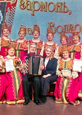 Народный хор "Ельничек"