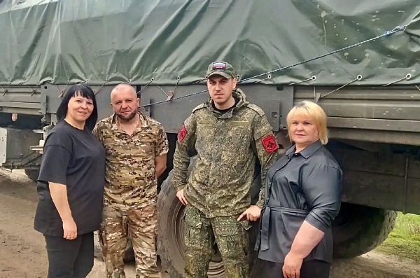 Концертная программа "На встречу доброй весне"